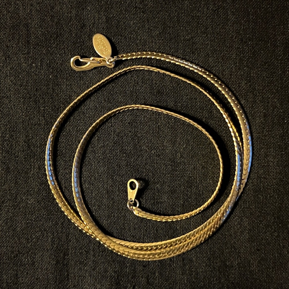 American Showcase Chain